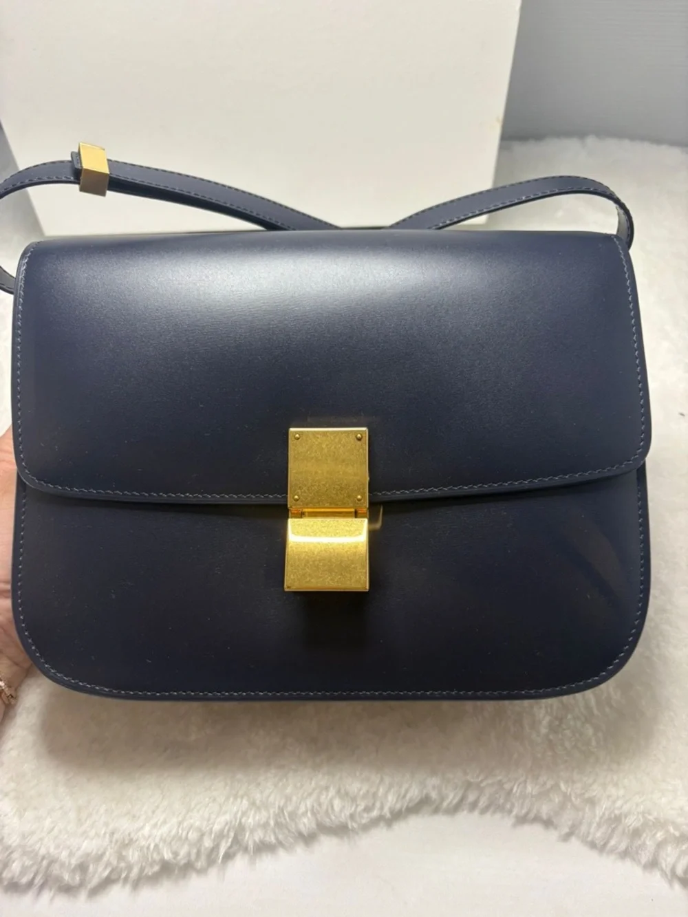 Celine Medium Classic Bag with Gold Hardware - Picture 6 of 10